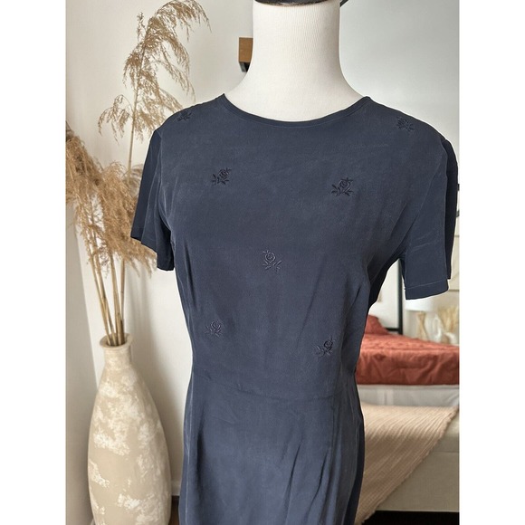 Vintage Laura Ashley 100% Silk Size 4 Navy Blue Maxi Dress - Picture 2 of 5